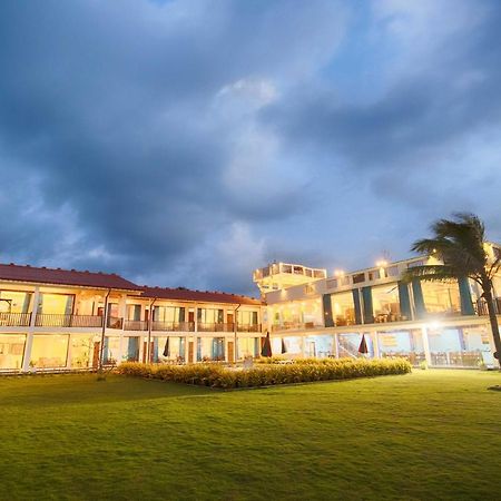 Calypso Sunset Hotel Iranawila ภายนอก รูปภาพ