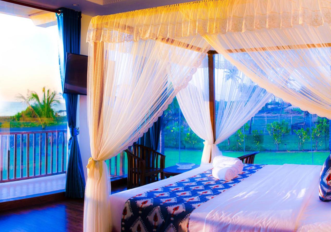Calypso Sunset Hotel Iranawila ภายนอก รูปภาพ