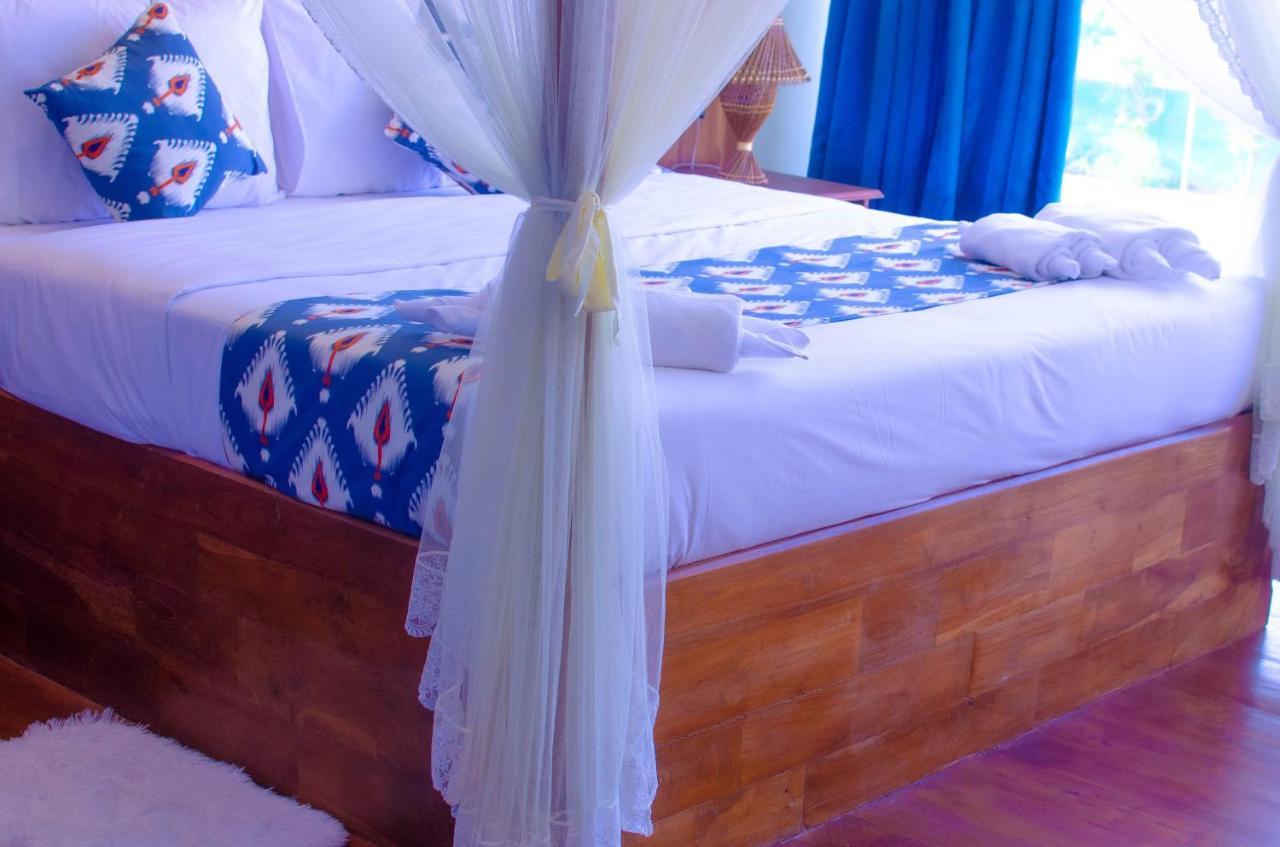 Calypso Sunset Hotel Iranawila ภายนอก รูปภาพ
