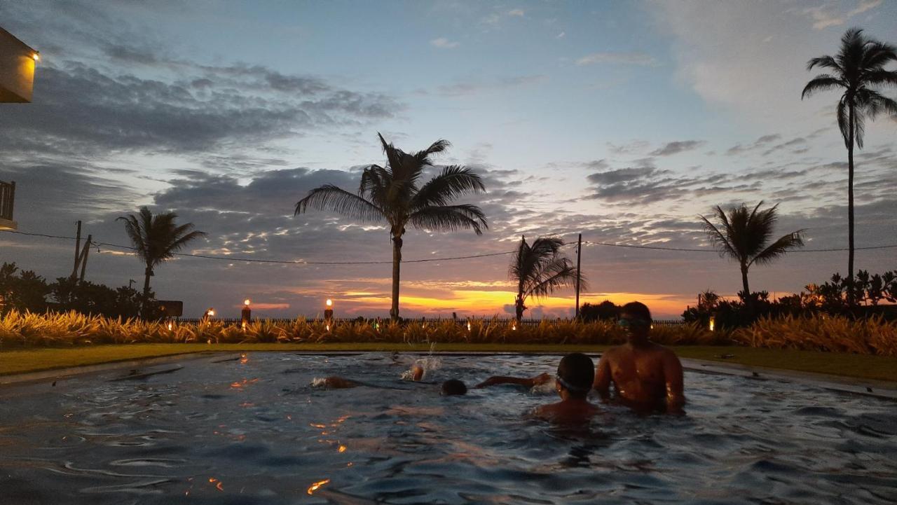 Calypso Sunset Hotel Iranawila ภายนอก รูปภาพ